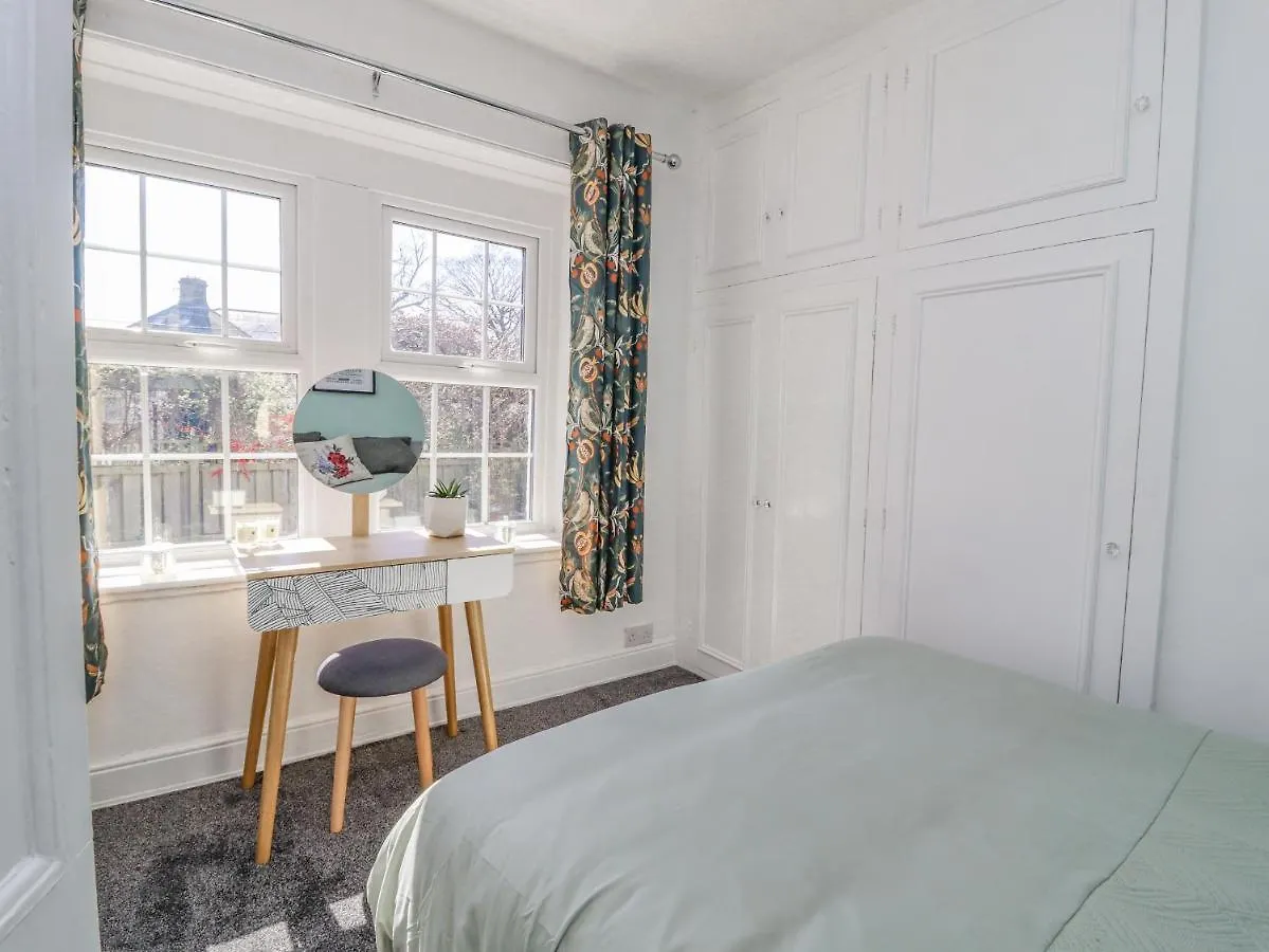 4 Pulmans Place Halifax