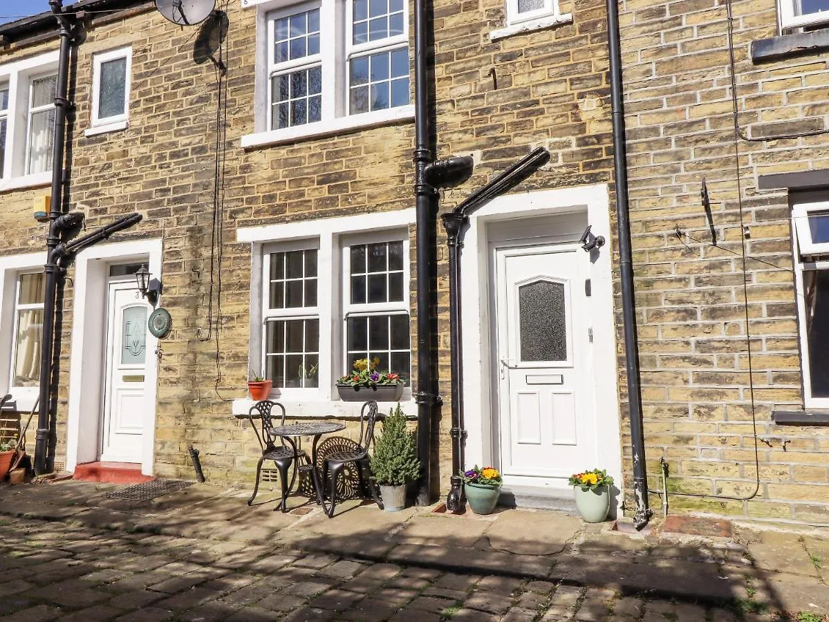 4 Pulmans Place Halifax